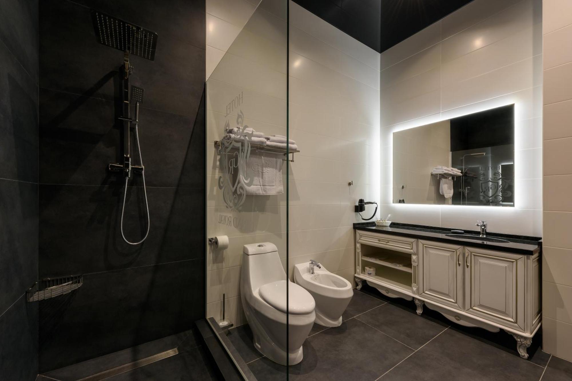 Hotel Grand Royal Czernowitz Zimmer foto